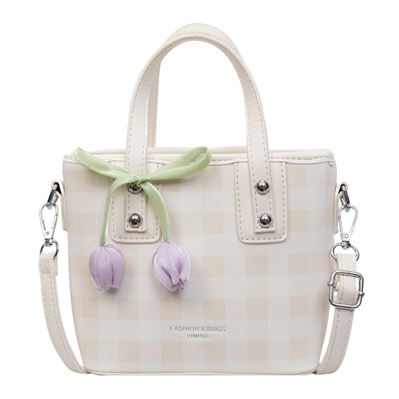 This year's trendy handbags for women: 2026 new arrivals featuring versatile plaid bucket bags, artistic floral shoulder bags, and crossbody bags