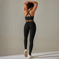 New seamless yoga set: high-waisted peach lift leggings with criss-cross back bra - sweat-wicking workout outfit for running and fitness