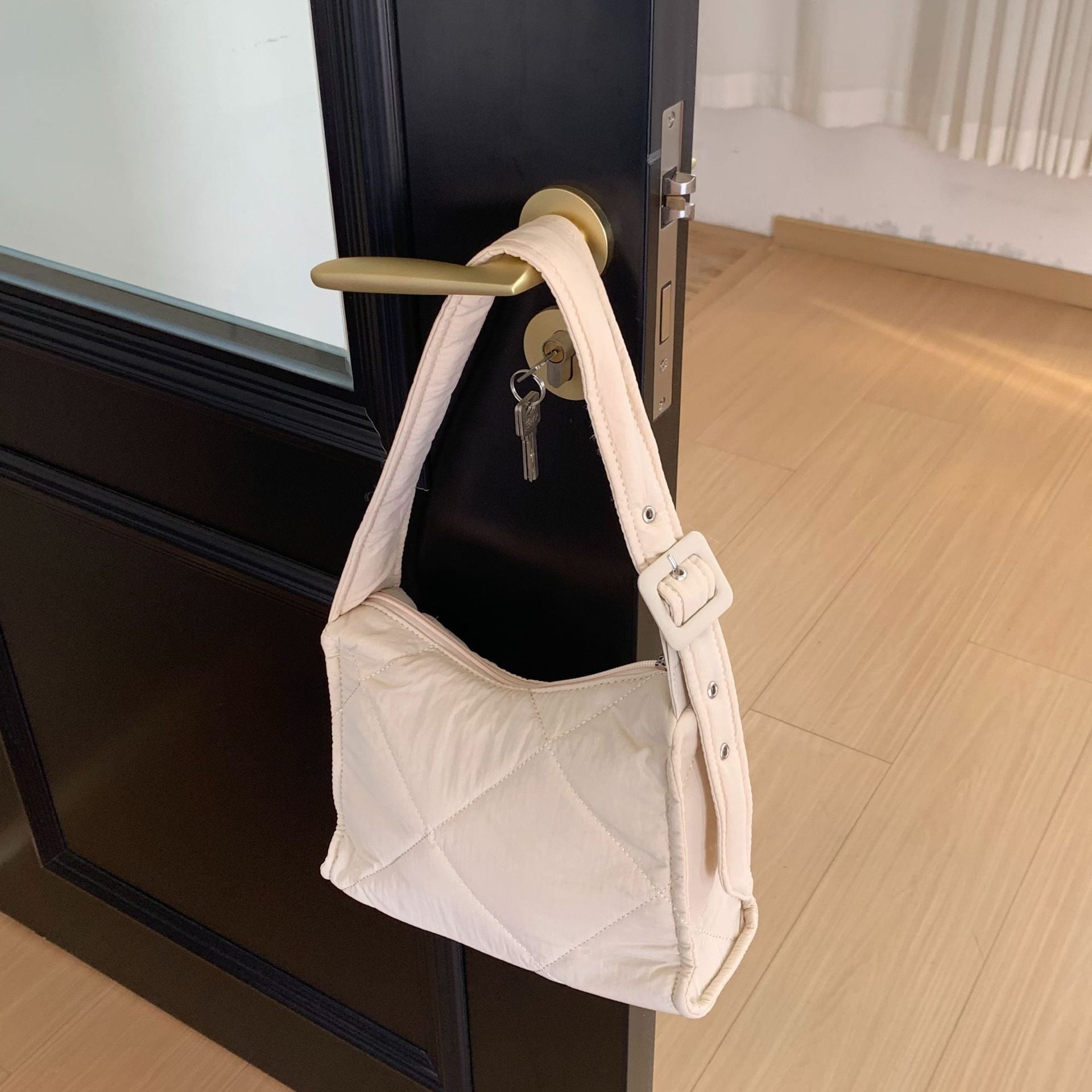 Bag Women's New Shoulder Bag Padded Cotton Rhombus Cloud Bag Underarm Bag Simple Versatile Portable Large Capacity Bag Women's Tide