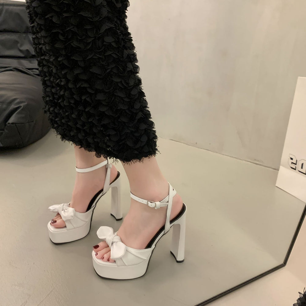 High-heeled niche accessible luxury 2025 summer handmade women's shoes cross-border foreign trade retro women's shoes sandals outwear catwalk high heels