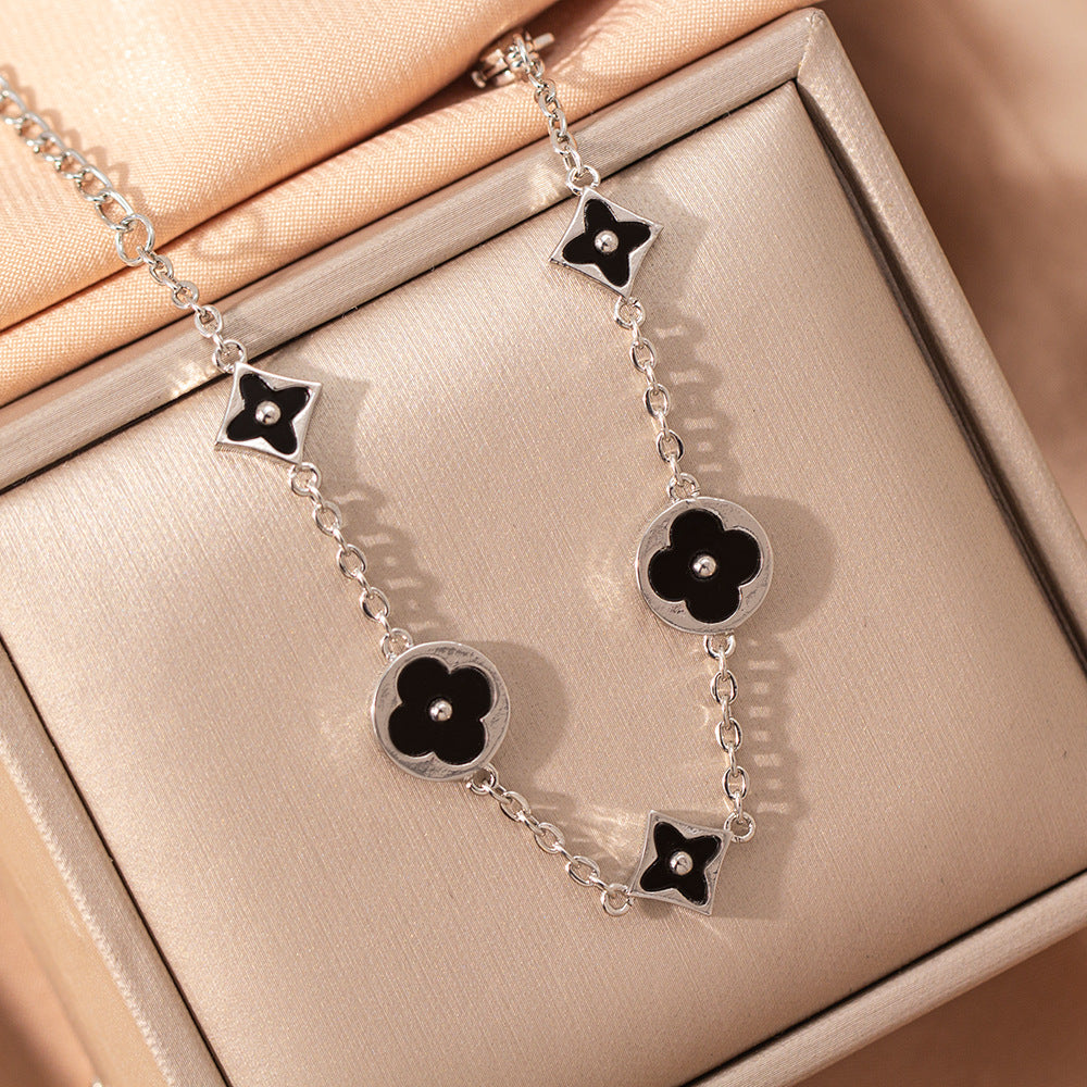 [set] cross-border light luxury four-leaf clover necklace women's earrings bracelet high-end niche fashion exquisite pendant jewelry