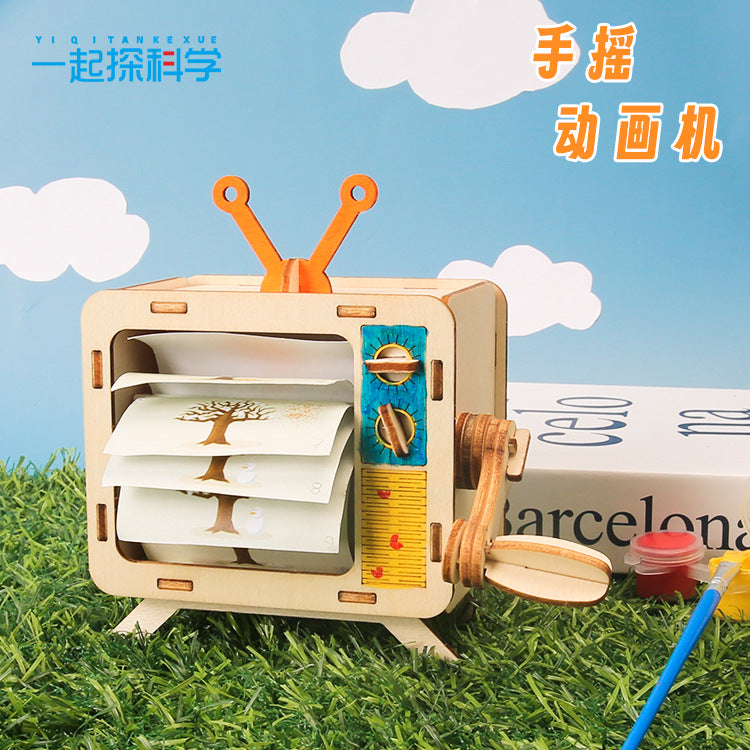Steam hand animation machine TV creative DIY primary and secondary school students handmade materials technology small production