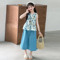 Girls' sleeveless summer outfit:  new summer style, trendy floral tank top and wide-leg pants two-piece set