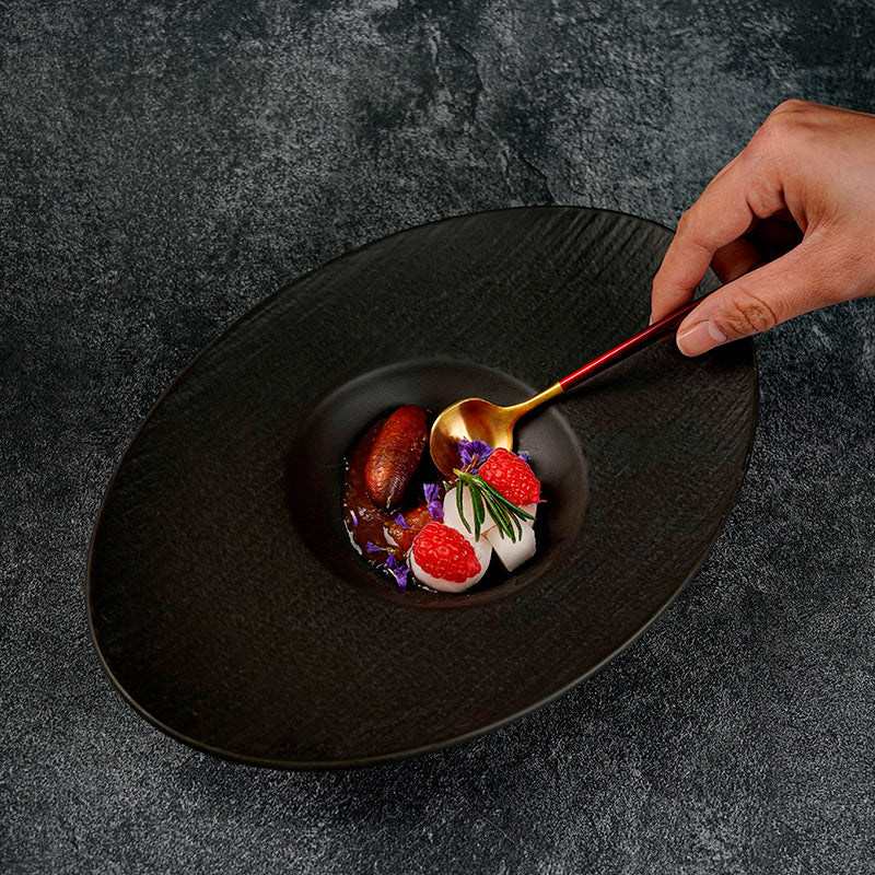 Nordic creative high-end oval dessert plate - retro fashion textured hotel restaurant tableware western dinner plate