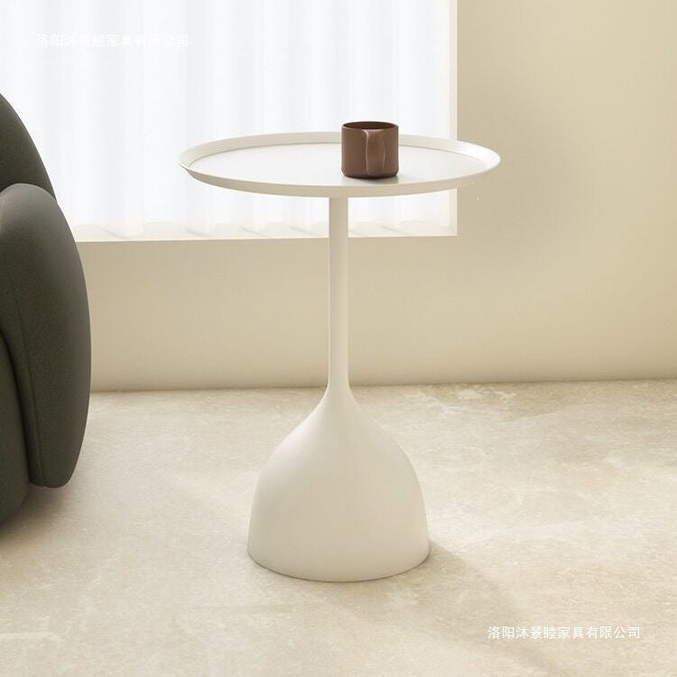 Casual side table small apartment iron art small round table cream style sofa side small coffee table bedside iron art coffee table corner table