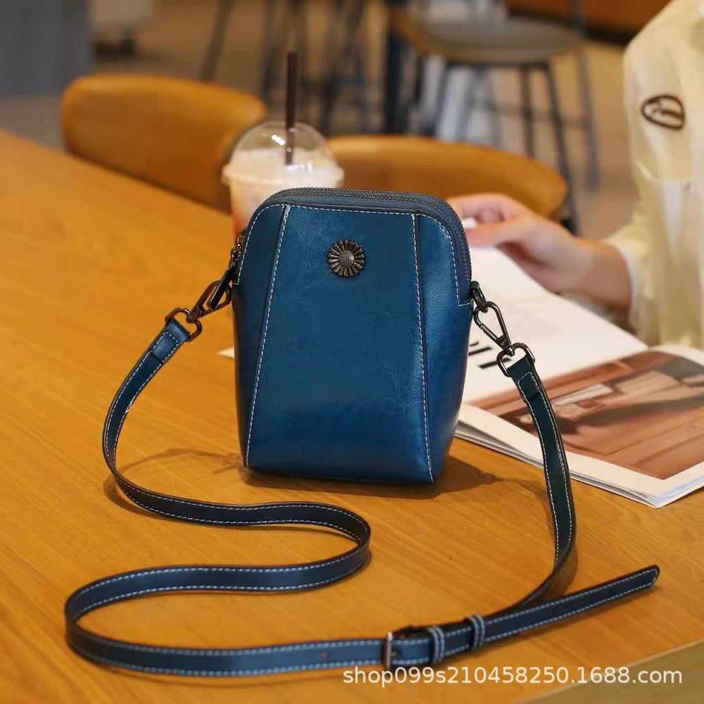 Cowhide small bag crossbody bag for women 2025new arrivalpopulareasiest for match mobile phone bag for women niche styleclassy shoulder bag trendy