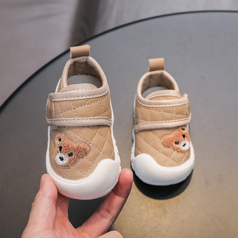 Bear autumn new arrival soft leather toddler shoes 01-2 years old girl beginner flats men baby anti-kick shoes