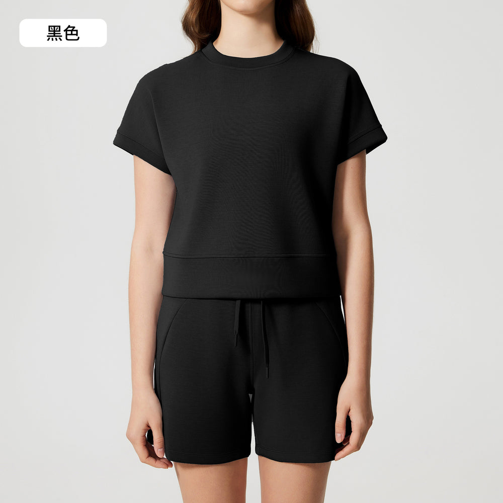 Women's casual activewear set: loose-fit breathable short-sleeve t-shirt & air layer shorts - perfect for yoga & workout