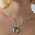 Wholesale couple's heart pendant - cross-border hot seller - mother's day necklace - exquisite openable photo frame heart clavicle chain for women