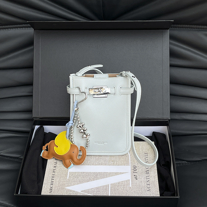 Cross-border niche design messenger bag women's high-end sense new Japanese and Korean bags simple  lock single shoulder messenger bag