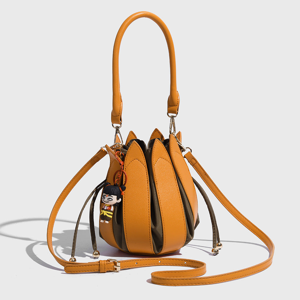 High-end fashion lotus bucket bag 2025 new niche creative shoulder messenger bag foreign fashion popular women's bag