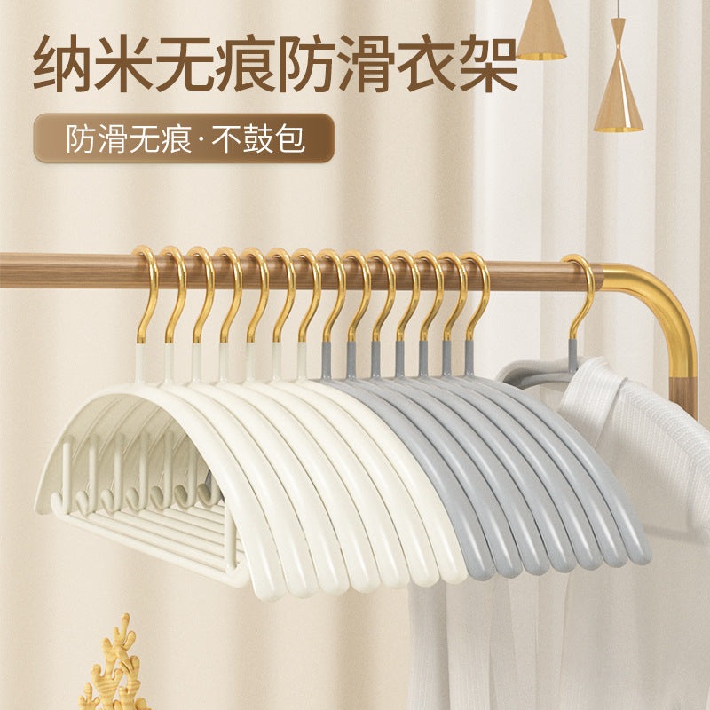 Wholesale of hangers is super cost-effective. 5 hangers, a box of 5 hangers with multi-specification hangers, Douyin hot-selling storage.