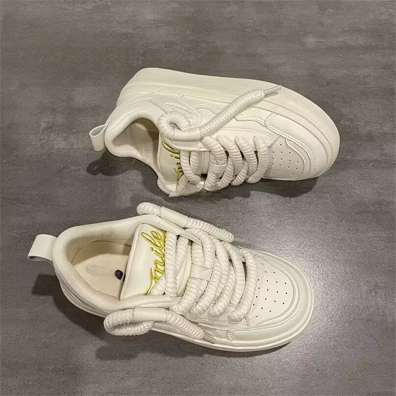 Hong kong style casual sneakers women's shoes - trendy, minimalist, versatile white sneakers - new spring/autumn 2026 collection - streetwear sneakers