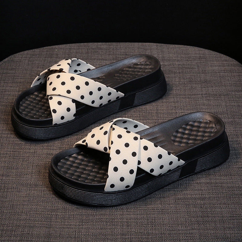 Polka dot sandals women's ins trend 2023 summer korean style fashionable outdoor wear thick sole crossover beach slippers non-slip