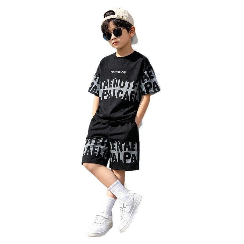Boys' shorts  new summer sports two-piece set, kids' mid-to-large size, stylish boy's outfit, loose fit, versatile and trendy