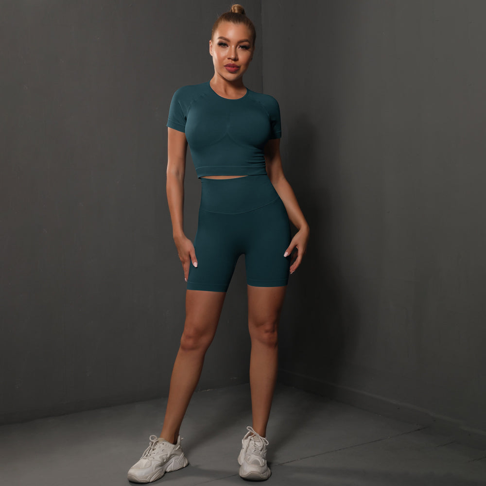 Spring/summer new seamless knitted yoga set for women - peach lift butt shaping tight shorts - running & fitness workout outfit