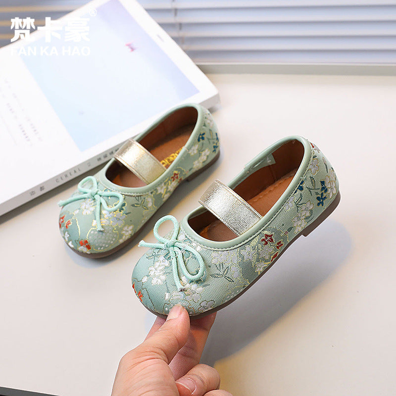 Girls' princess shoes: new autumn  collection - vintage chinese style embroidered dance shoes, kids' bow-tie slip-on flats