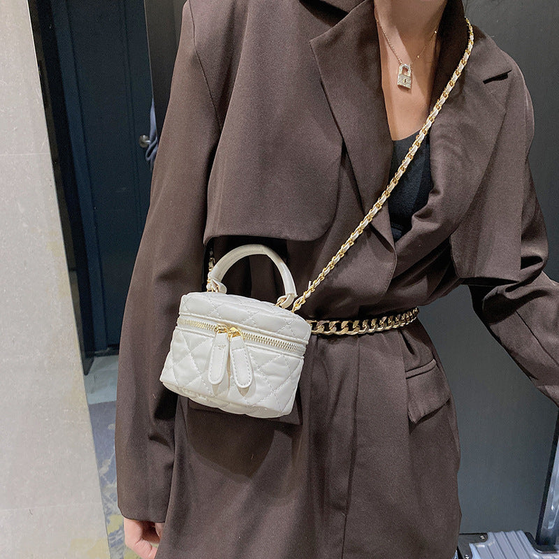 2025 new mini chain box bag fashionable versatile sweet handbag bag diamond embroidered thread shoulder messenger bag