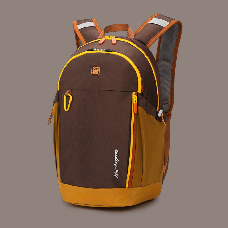 New large-capacity badminton backpack, playing sports bag, fashionable waterproof travel, mountain climbing, cycling, tennis backpack.