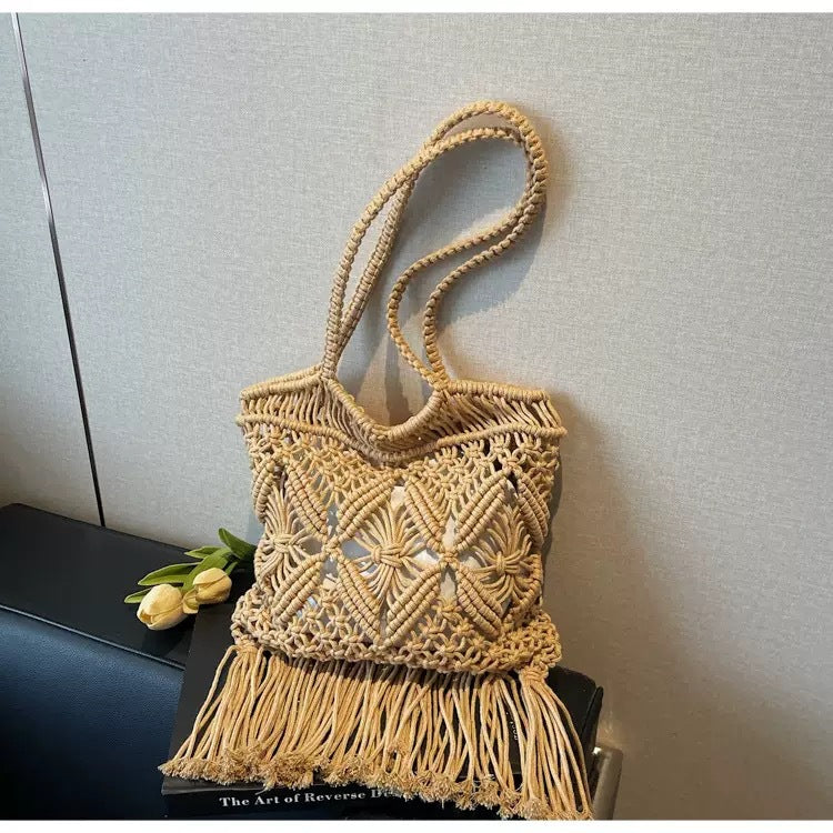 1 tassel straw woven bag women's 2025 new seaside vacation hollow cotton thread woven bag large capacity shoulder tote bag
