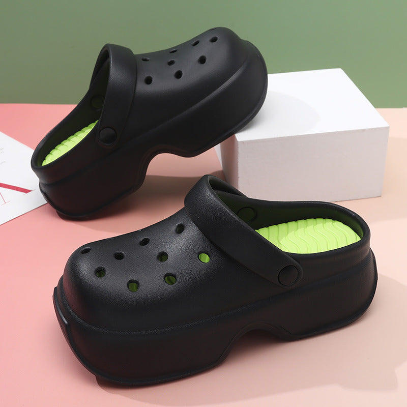 2025 women's summer clogs: comfortable, slip-resistant, thick-soled beach sandals with closed toe design