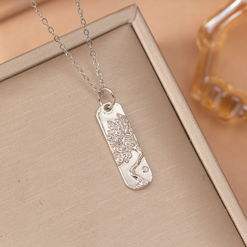 [titanium steel] fashion popular exquisite and versatile lucky tree necklace for women, niche high-end fashion clavicle chain jewelry