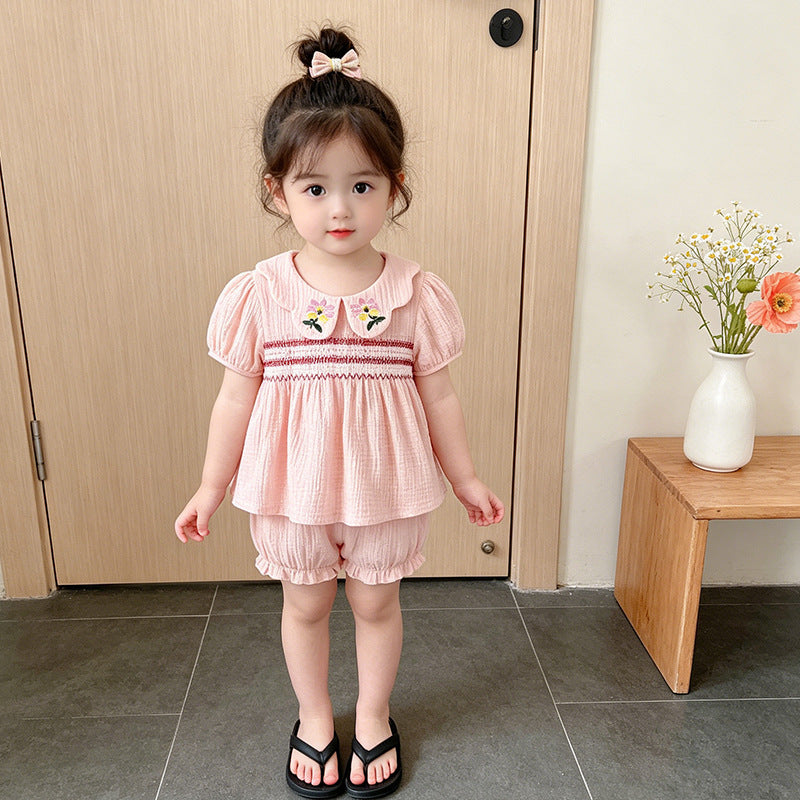 new summer collection: sweet pink outfit for baby girls - stylish embroidered peter pan collar top and shorts set for girls' summer wear