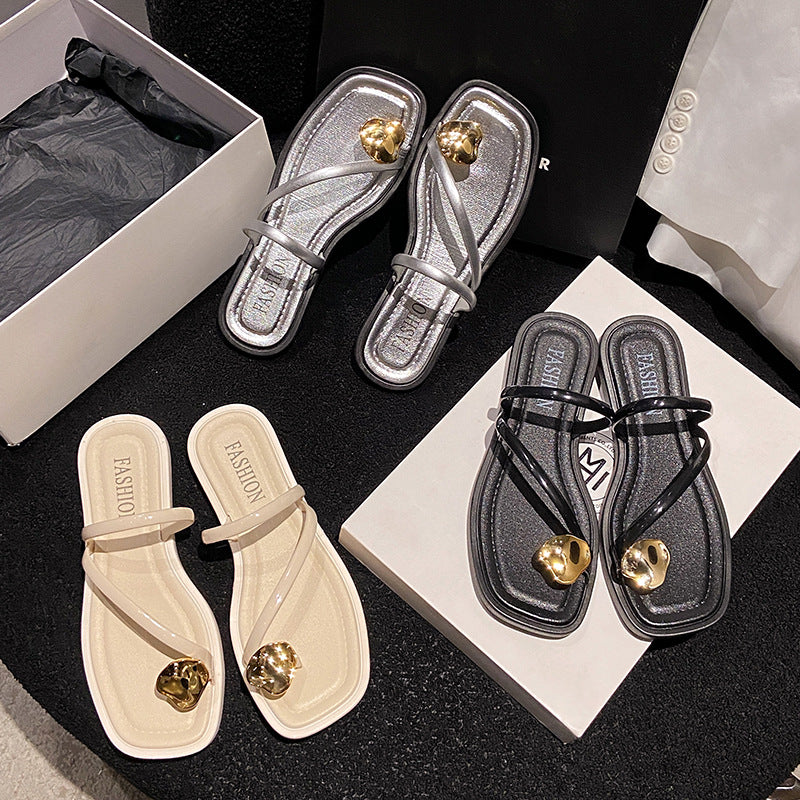 French-inspired, niche design thong sandals for women, perfect for summer wear. new arrival, ethereal and breezy, ideal for vacation