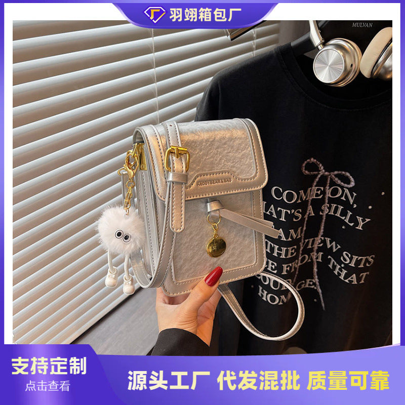 Small bag for  mobile phones, women's summer versatile 2025 new fashion messenger bag, Korean version of popular mobile phone bag