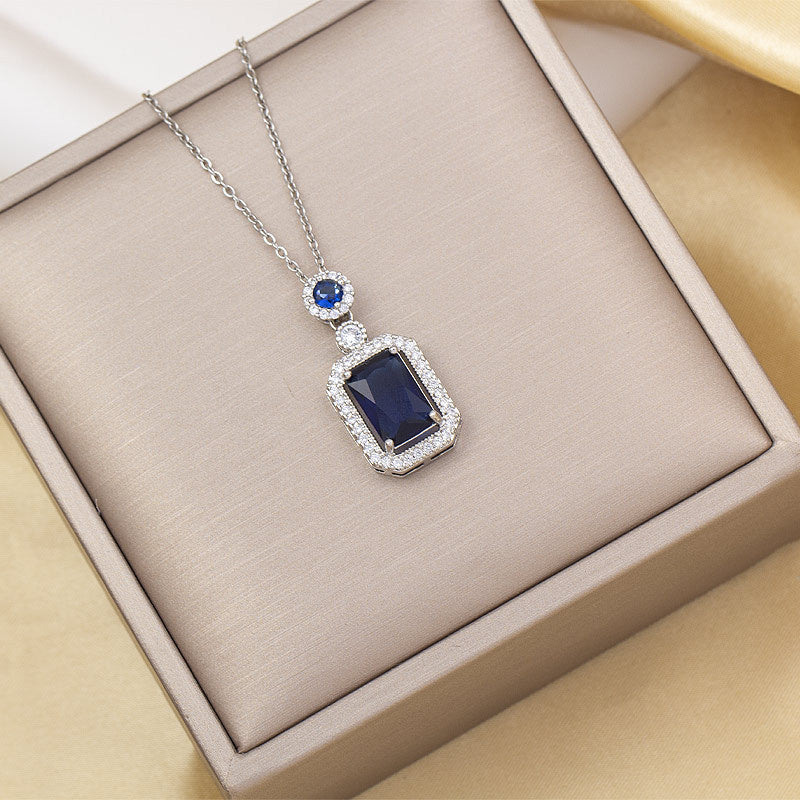 Necklace female nicheeasiest for match pendant fashion electroplating accessible luxury style accessible luxury design high-end titanium steel popular clavicle chain