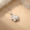 8442 pearl camellia steel necklace