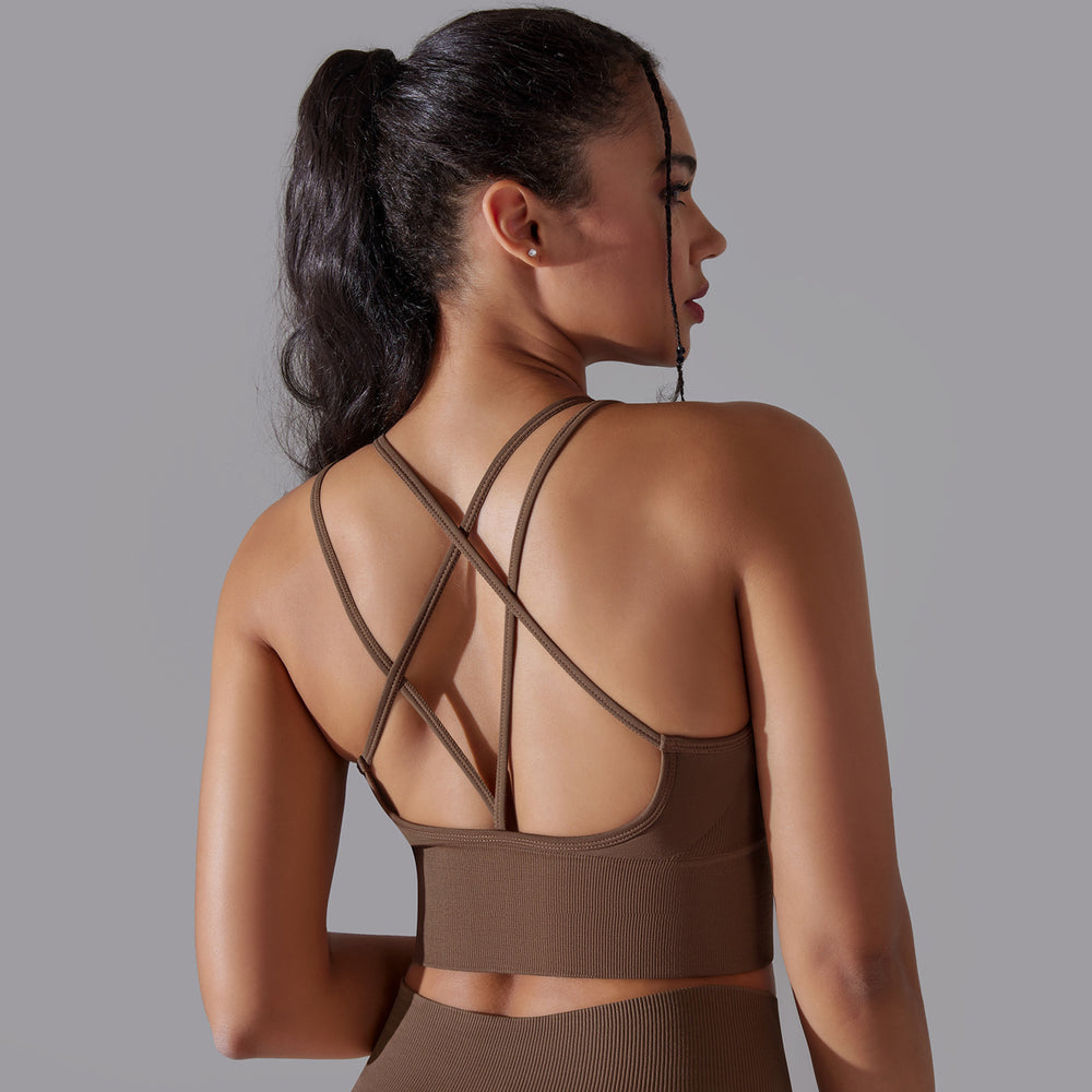 European and american new seamless yoga outfit sexy open-back workout set high-waisted butt-lifting leggings running fitness set