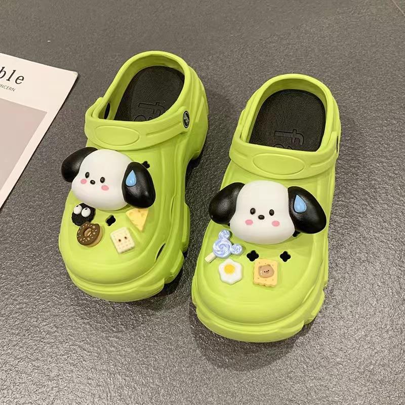 New arrival crocs women's summer popular thick sole toe cap stepping on shit feeling outwearnon-slip high heel thick sole slippers wholesale