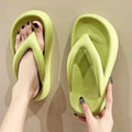 Trendy women's flip-flops for outdoor wear - 2025 summer collection: korean style, student-friendly, minimalist, anti-slip, and perfect for the beach