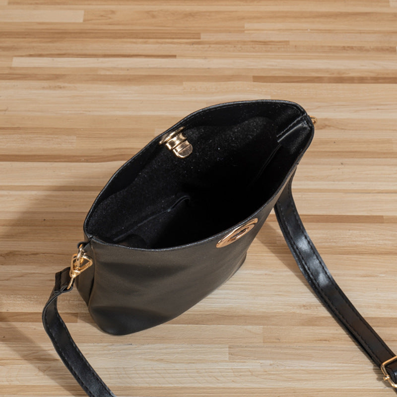 Simple and sweet girls mobile phone bag ladies bags  women's bag wholesale fashion lock crossbody shoulder bag