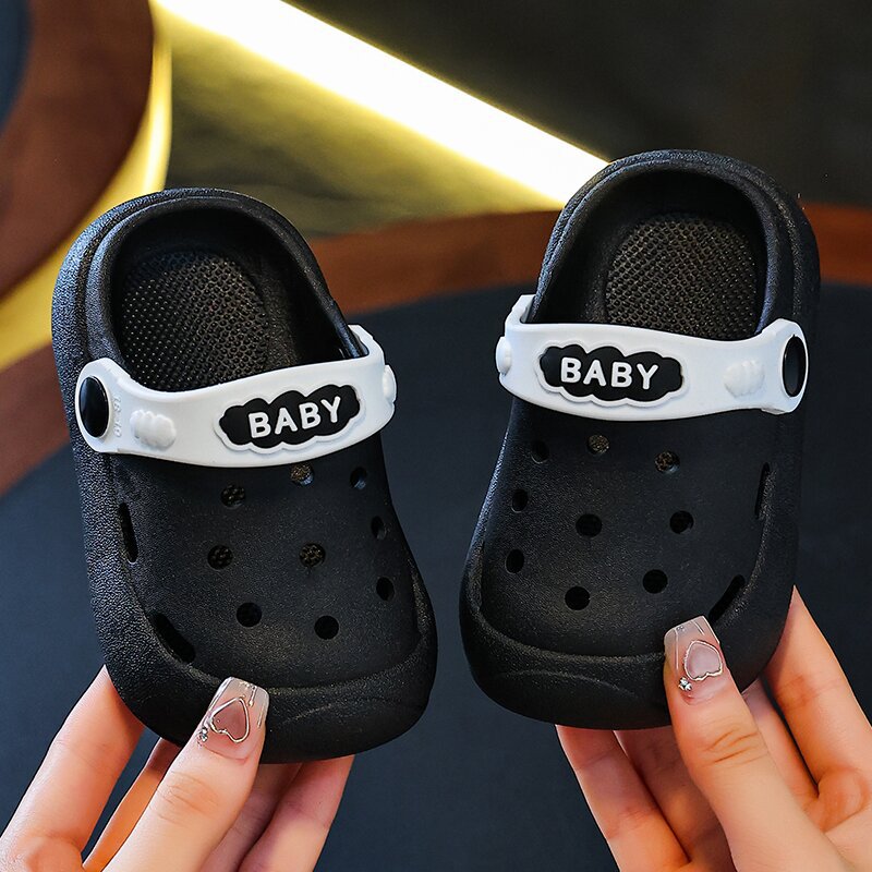 Kids' clogs: summer indoor anti-slip cartoon sandals for boys and girls, toddlers and young children, baby slippers, outdoor beach sandals