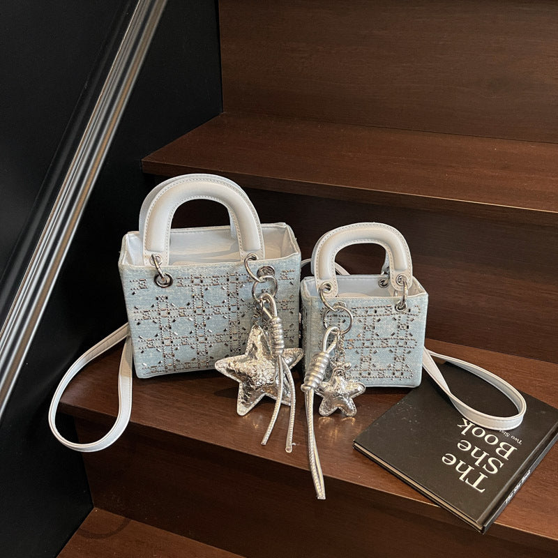 Fashion trend casual niche design personalized small square bag 2025 summer new foreign style women's shoulder messenger bag