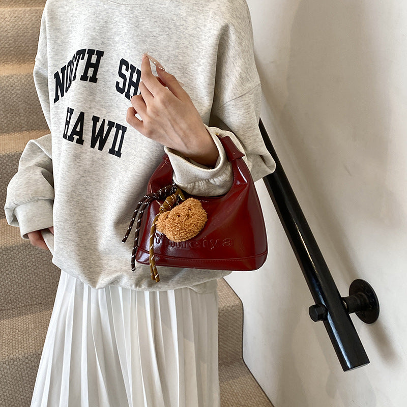 Casual fashion texture bag women's large capacity 2025 new simple niche design shoulder bag commuter dumpling bag
