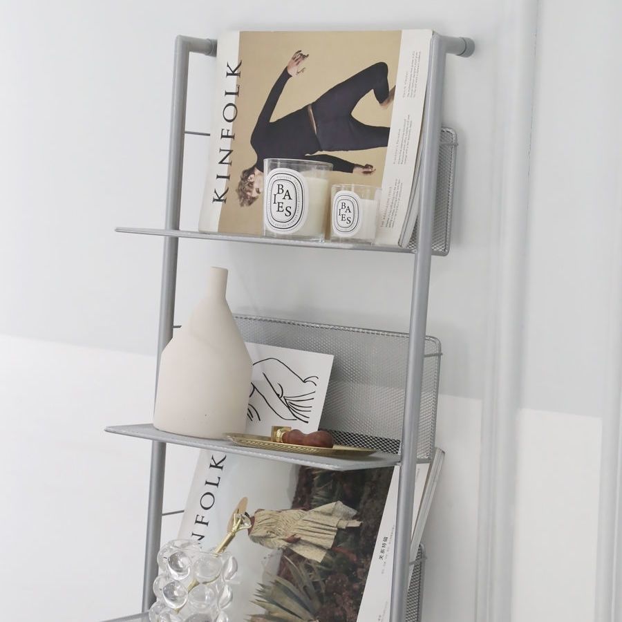 Newspaper and magazine storage rack ins style cd rack vintage living room floor-standing multi-layer simple xiaohongshu blogger same style bookshelf