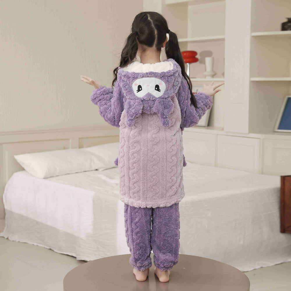 Kids pajamasfall and winter style new arrival coral velvet girl nightgown autum flannel big child girl bathrobe warm