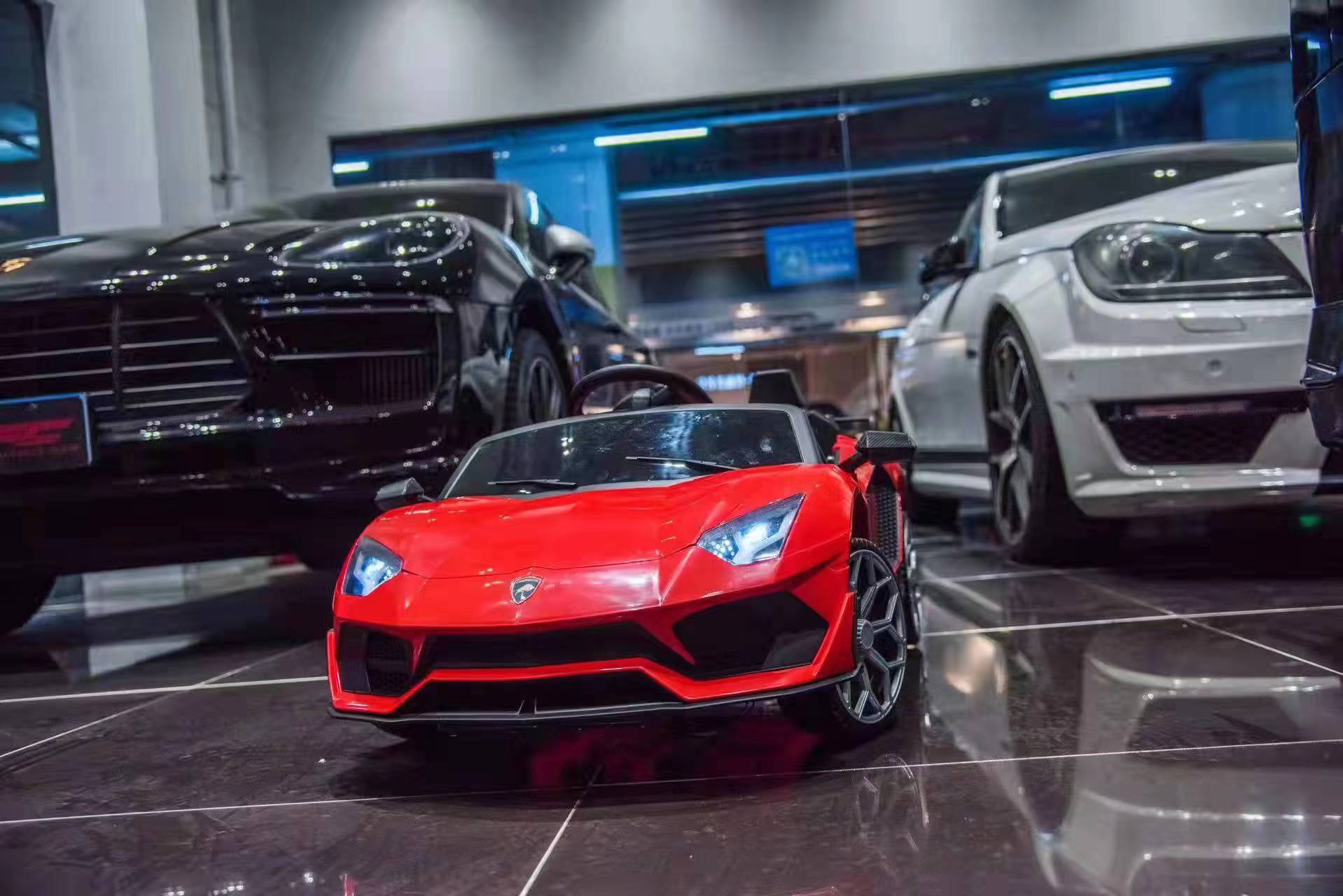 New children's electric car four-wheel remote control car charging can seat boys and girls baby sports car children's toy car