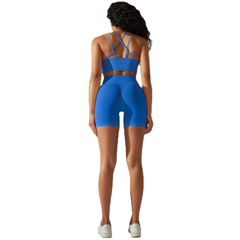 New seamless yoga set: criss-cross back sports bra & high-waisted peach lift shorts - quick-dry activewear