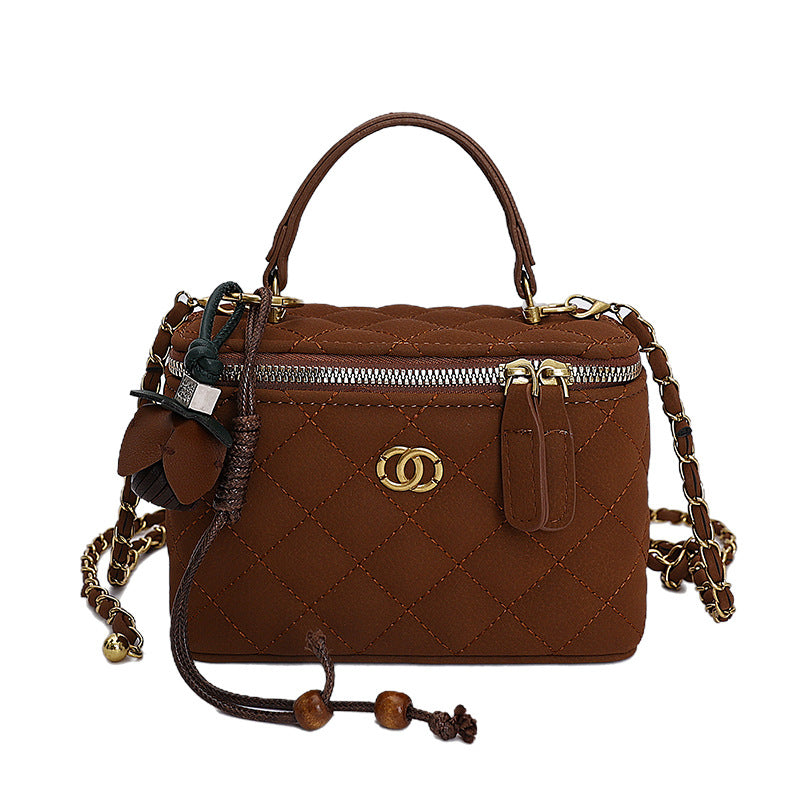 New quilted handbag - 2025 autumn collection: chic, versatile, and understated. a luxurious and unique small square bag for women, inspired by chanel, perfect for everyday commuting