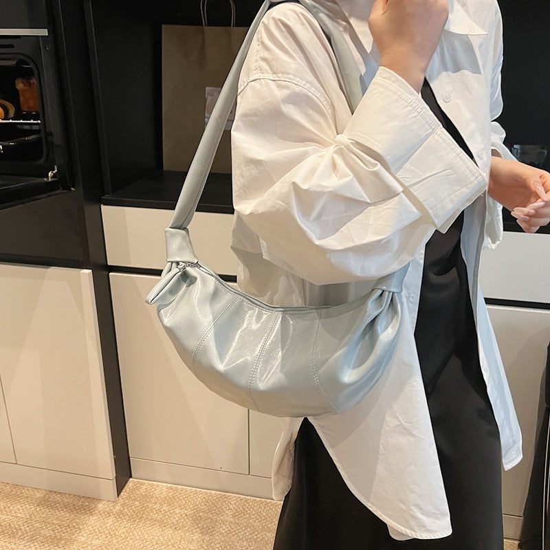 Shoulder bag women's simple dumpling bag messenger bag women's bag 2025 spring and summer new fashion croissant bag