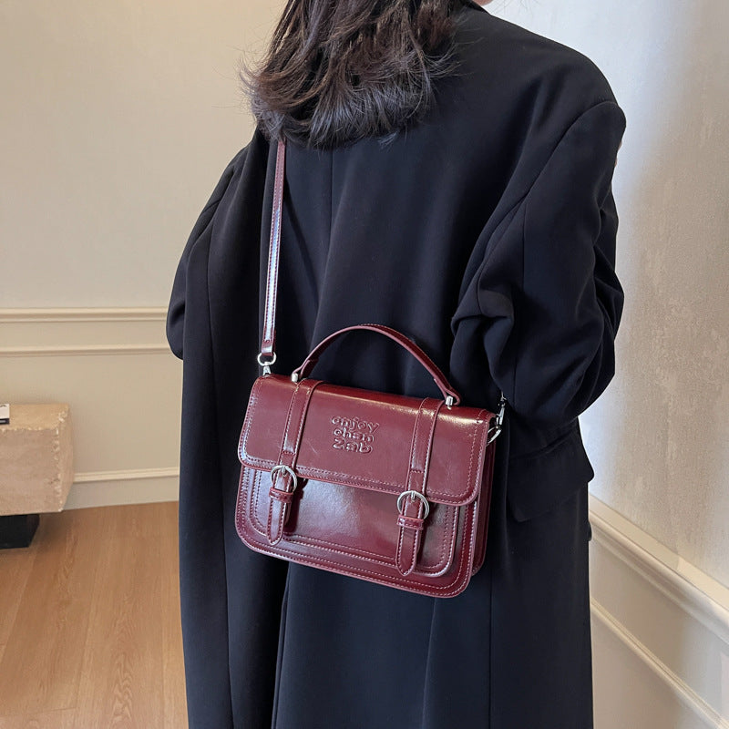 Cross-border high-end retro small bag 2025 new women's bag popular versatile messenger bag fashionable portable small square bag