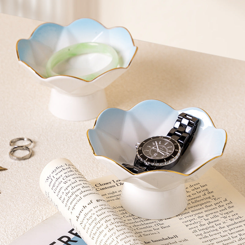 Stylishpopularclassy sense ceramic jewelry storage cup creative desktop ceramic ornaments goblet photo prop cup