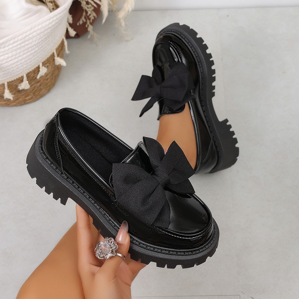 Plus size women's spring/autumn new arrival: british style leather loafers - chunky sole, black bow, slip-on design