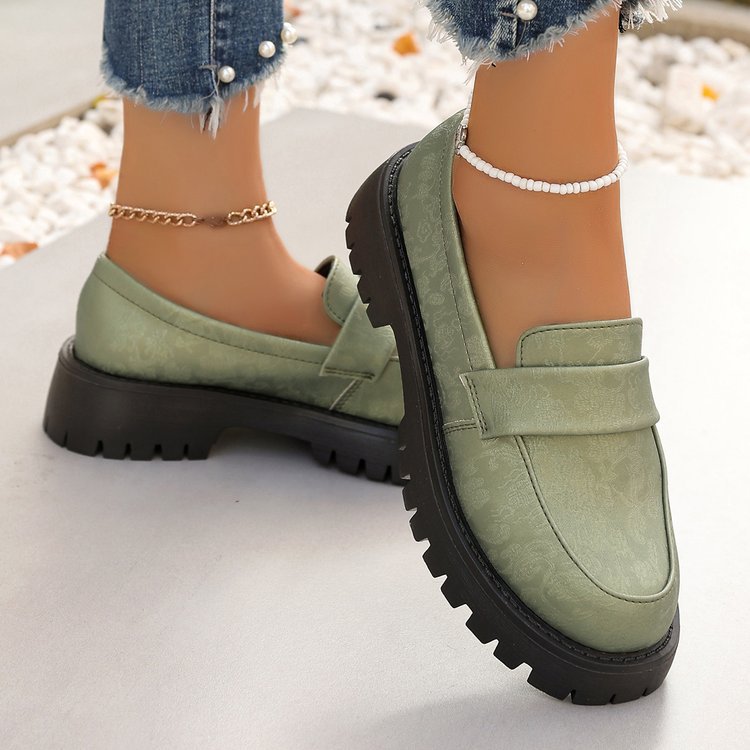 autumn new arrival: british style low-heel slip-on loafers - women's plus size export quality leather shoes for cross-border e-commerce