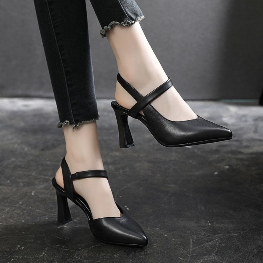Pointed sandals women's small size bag head soft leather summer 2024 new middle heel empty soft leather fine heel spring and summer women's shoes