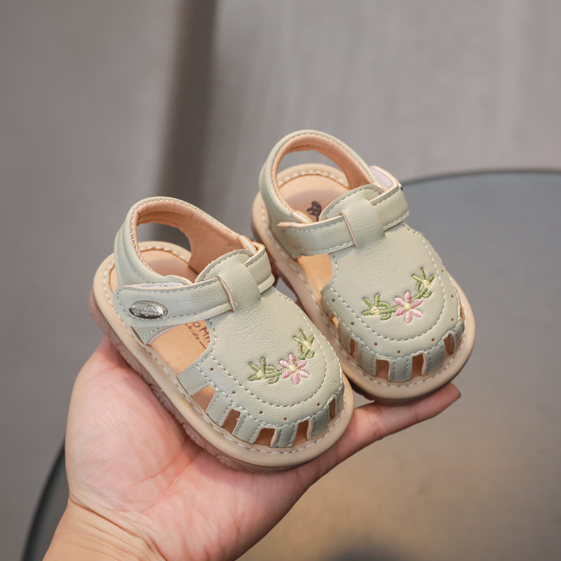 New spring/summer embroidered baby sandals - soft sole crib shoes with squeaker for infants (0-2 years)